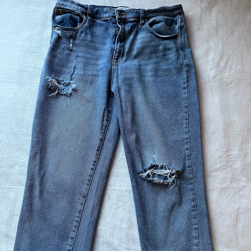 Straight leg light blue ripped jeans